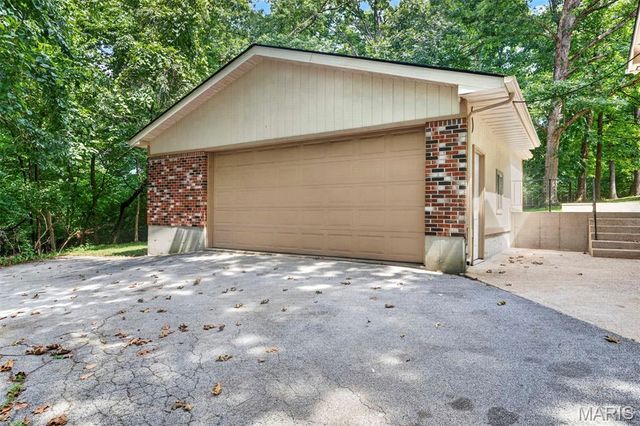 1600 Hemlock Lane, Festus, MO 63028