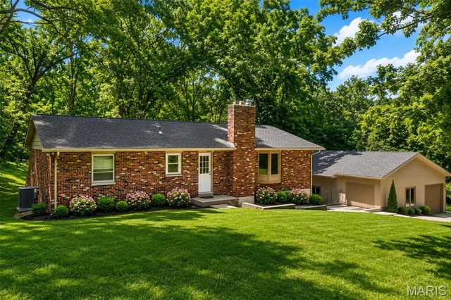1600 Hemlock Lane, Festus, MO 63028