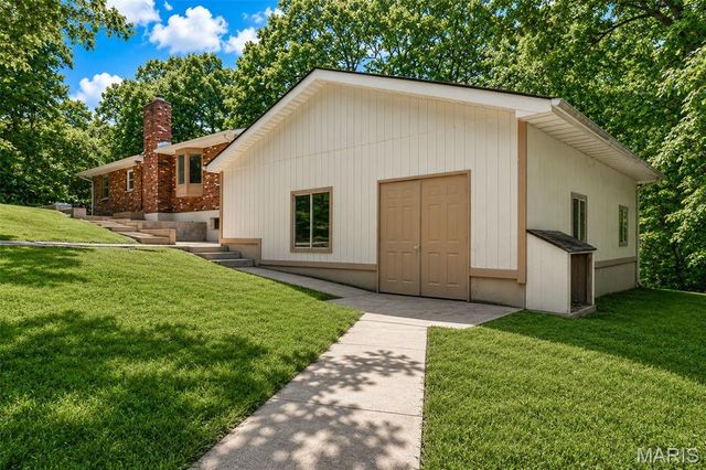 1600 Hemlock Lane, Festus, MO 63028