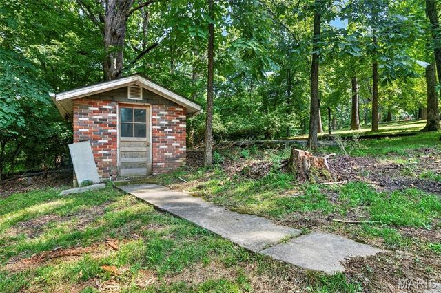 1600 Hemlock Lane, Festus, MO 63028
