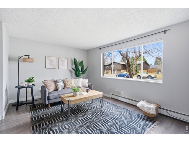 1404 Caddoa Dr 2, Loveland, CO 80538