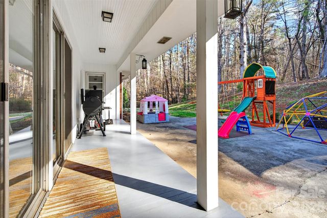 5395 NC 226 S Road S, Marion, NC 28752