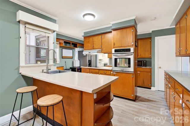 5395 NC 226 S Road S, Marion, NC 28752