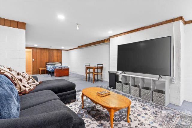 5395 NC 226 S Road S, Marion, NC 28752