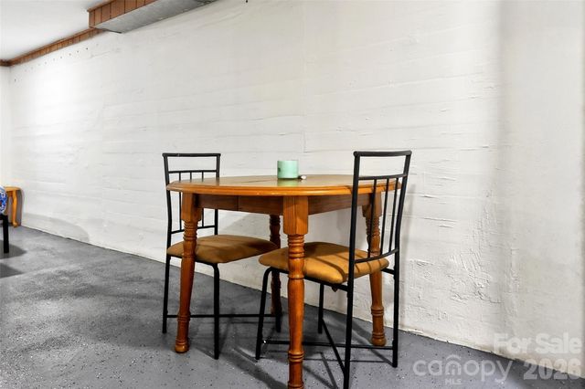 5395 NC 226 S Road S, Marion, NC 28752