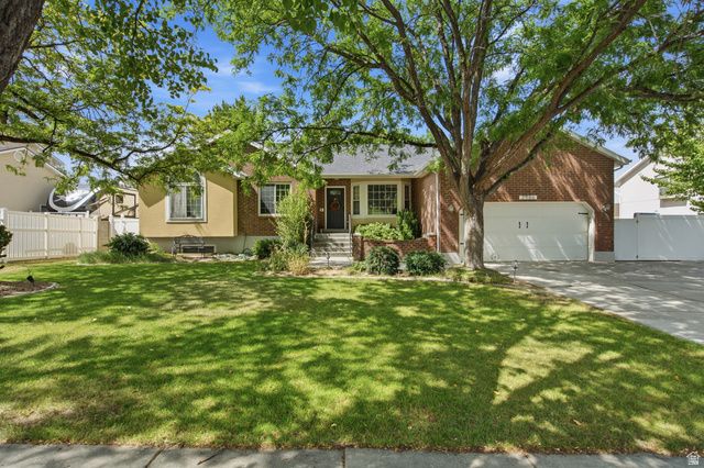 2986 W SOUTHPOINTE RD, South Jordan, UT 84095
