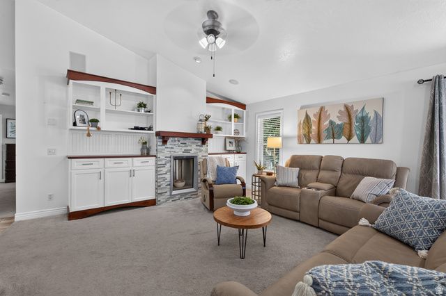 2986 W SOUTHPOINTE RD, South Jordan, UT 84095