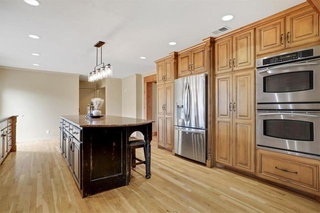 5601 W 181st Street, Stilwell, KS 66085