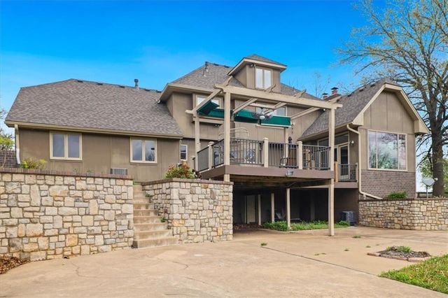 5601 W 181st Street, Stilwell, KS 66085