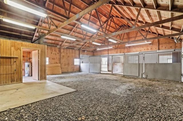 5601 W 181st Street, Stilwell, KS 66085