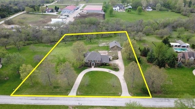 5601 W 181st Street, Stilwell, KS 66085