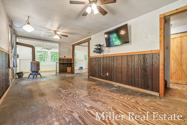 4233 Mud Lake Road, Johnstown Twp, MI 49021