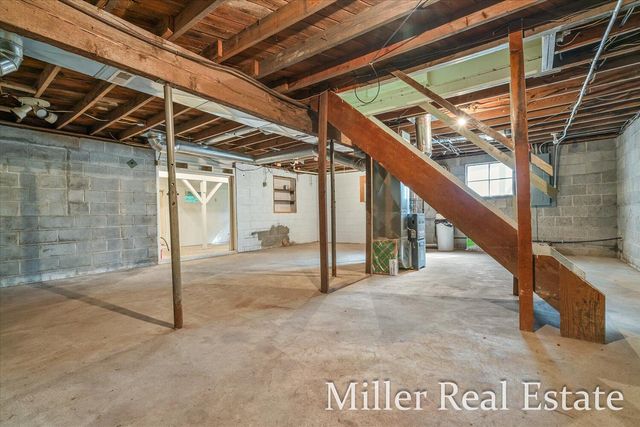 4233 Mud Lake Road, Johnstown Twp, MI 49021