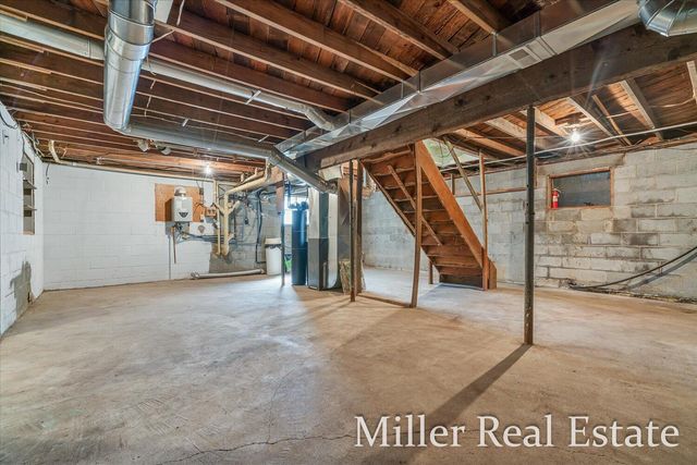 4233 Mud Lake Road, Johnstown Twp, MI 49021