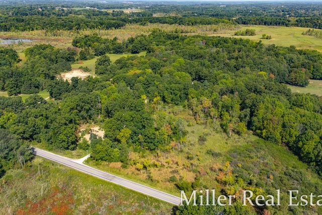 4233 Mud Lake Road, Johnstown Twp, MI 49021