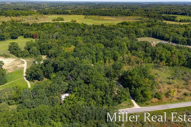 4233 Mud Lake Road, Johnstown Twp, MI 49021