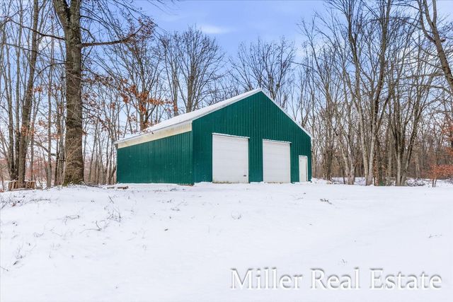 4233 Mud Lake Road, Johnstown Twp, MI 49021