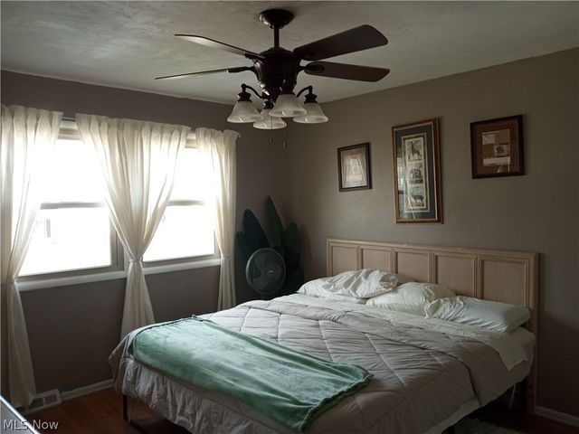 13578 Foxcroft Drive, Garfield Heights, OH 44125