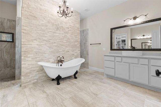 141 Sundog Road, Huntsville, TX 77340