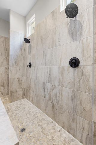 141 Sundog Road, Huntsville, TX 77340