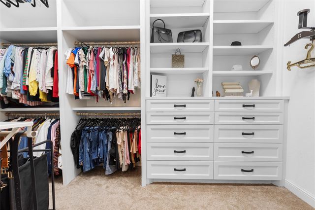 141 Sundog Road, Huntsville, TX 77340