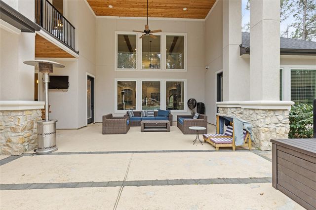 141 Sundog Road, Huntsville, TX 77340