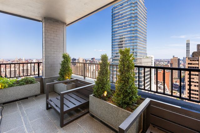 117 E 57th St Apt 49D 51D, New York City, NY 10022