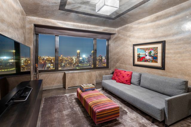 117 E 57th St Apt 49D 51D, New York City, NY 10022