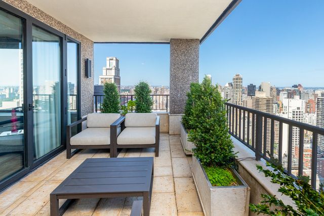 117 E 57th St Apt 49D 51D, New York City, NY 10022