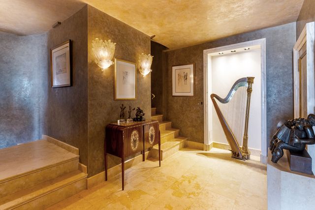 117 E 57th St Apt 49D 51D, New York City, NY 10022