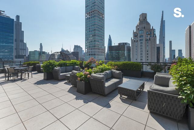 117 E 57th St Apt 49D 51D, New York City, NY 10022