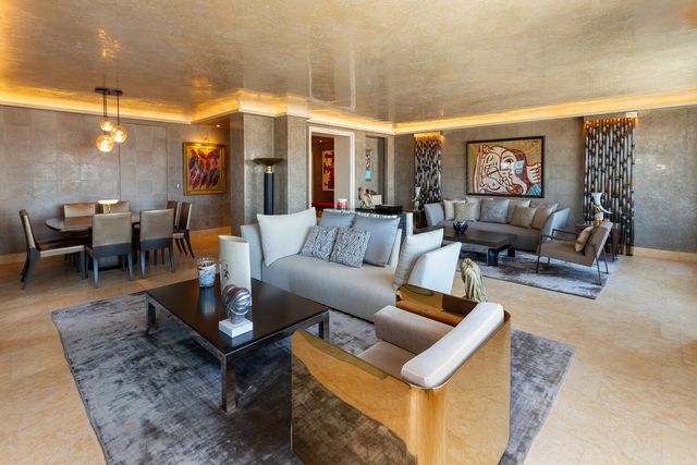 117 E 57th St Apt 49D 51D, New York City, NY 10022