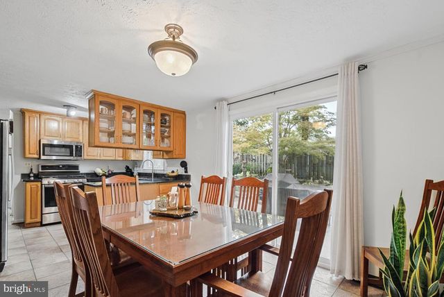 8629 CURTIS AVE, Alexandria, VA 22309