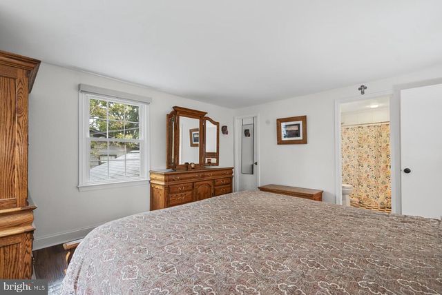 8629 CURTIS AVE, Alexandria, VA 22309