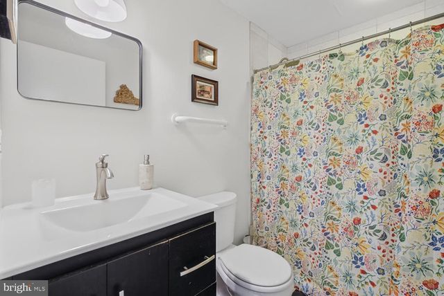 8629 CURTIS AVE, Alexandria, VA 22309