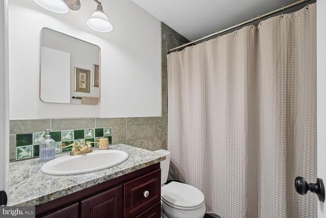 8629 CURTIS AVE, Alexandria, VA 22309