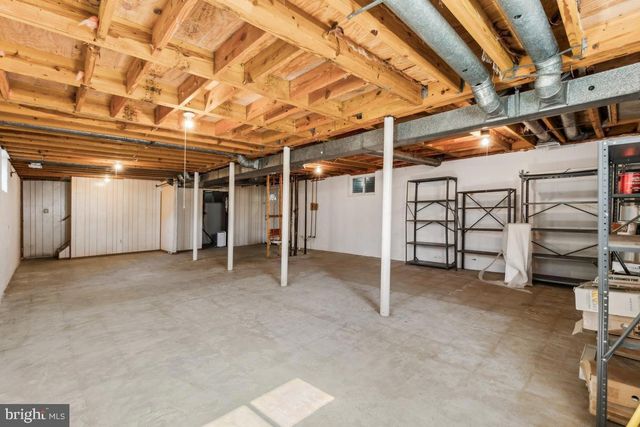8629 CURTIS AVE, Alexandria, VA 22309
