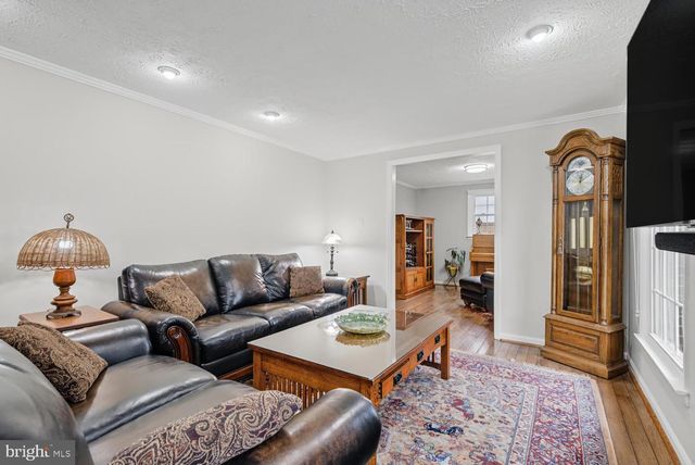 8629 CURTIS AVE, Alexandria, VA 22309
