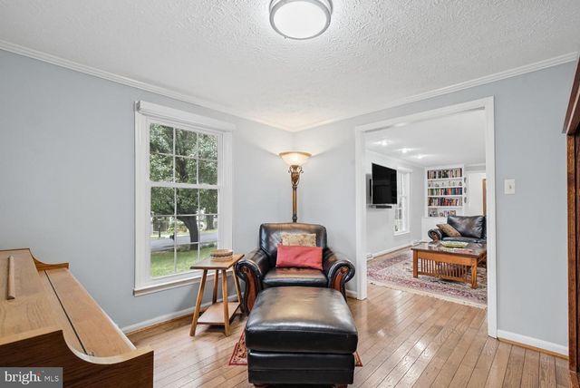 8629 CURTIS AVE, Alexandria, VA 22309