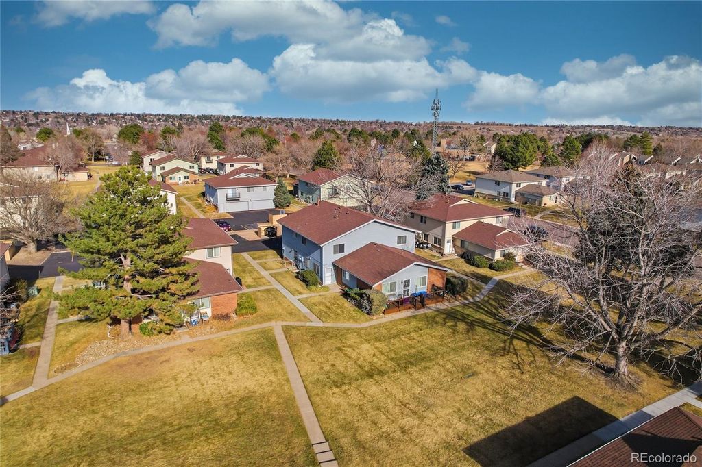 3355 S Flower Street 122, Lakewood, CO 80227