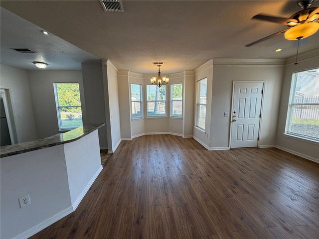 18022 VILLA CREEK DRIVE 18022, Tampa, FL 33647