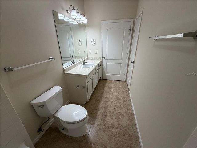 18022 VILLA CREEK DRIVE 18022, Tampa, FL 33647