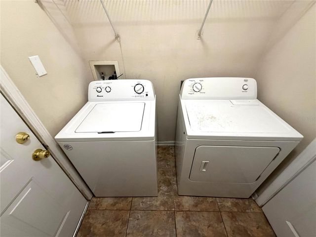 18022 VILLA CREEK DRIVE 18022, Tampa, FL 33647