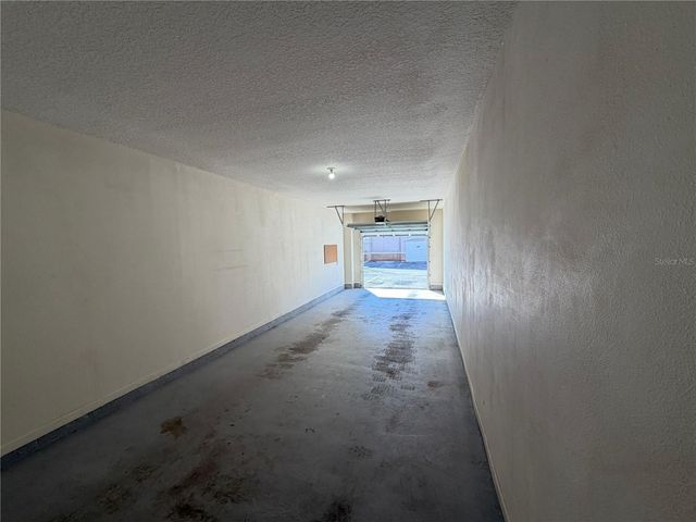 18022 VILLA CREEK DRIVE 18022, Tampa, FL 33647