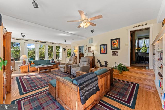 637 SUSQUEHANNA RD, Ambler, PA 19002