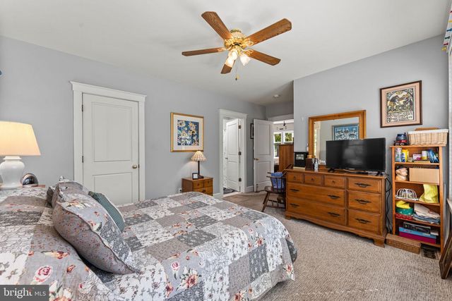 637 SUSQUEHANNA RD, Ambler, PA 19002