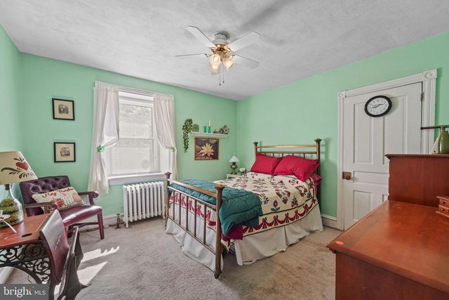 637 SUSQUEHANNA RD, Ambler, PA 19002