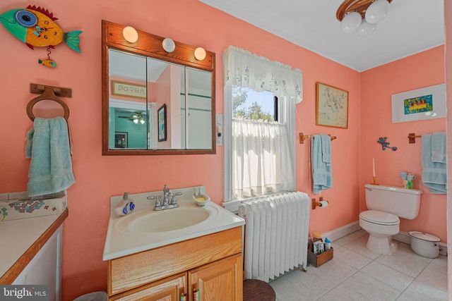 637 SUSQUEHANNA RD, Ambler, PA 19002