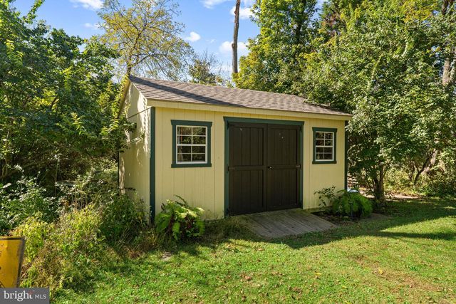 637 SUSQUEHANNA RD, Ambler, PA 19002