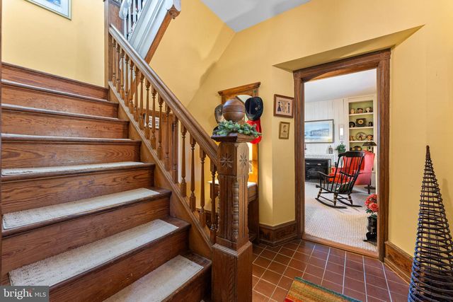 637 SUSQUEHANNA RD, Ambler, PA 19002